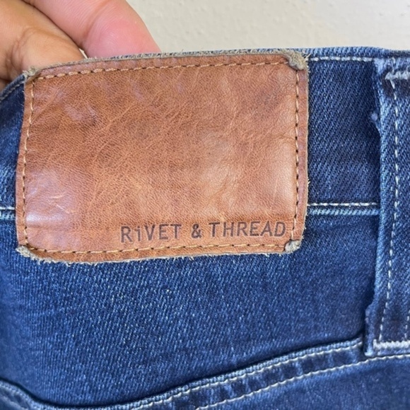 Rivet & Thread Slim Straight Jeans‎ in Richardson Wash - Picture 10 of 12